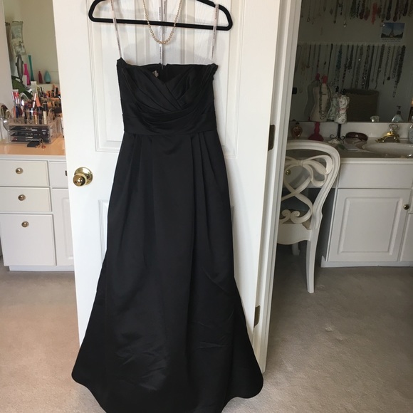⬇️ $100 Davids Bridal Strapless dress size 6 - Picture 8 of 8